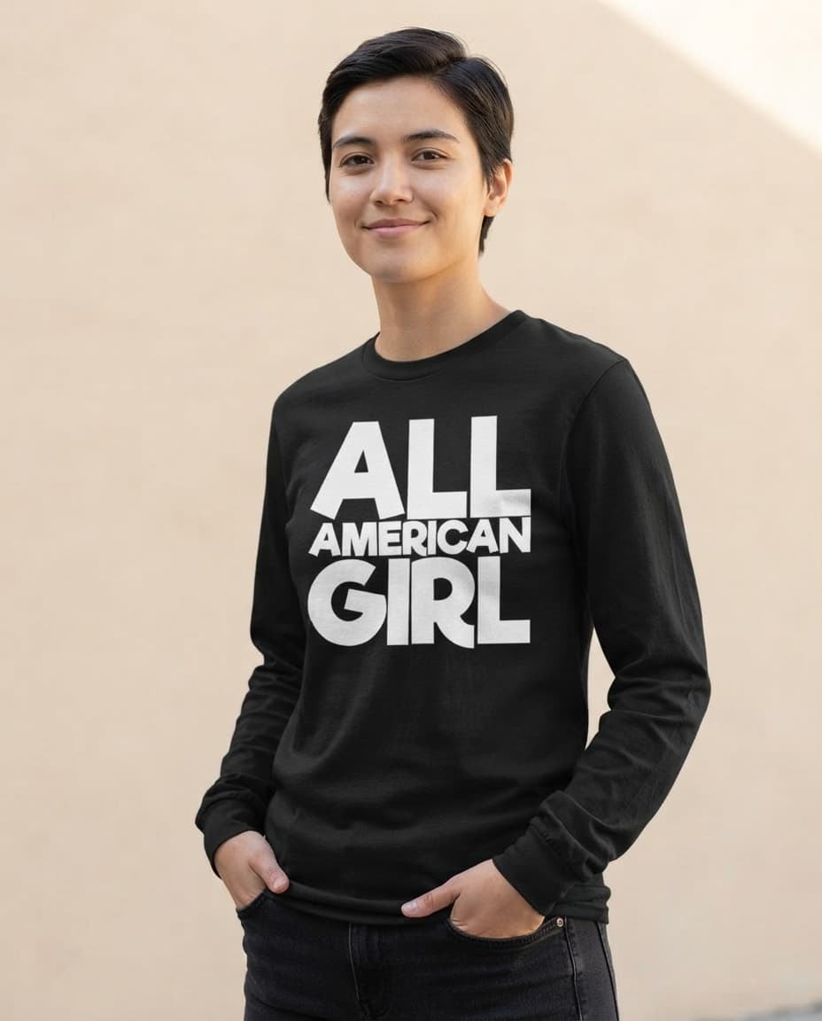Humorvolles Langarmshirt mit dem Aufdruck „All American Girl“